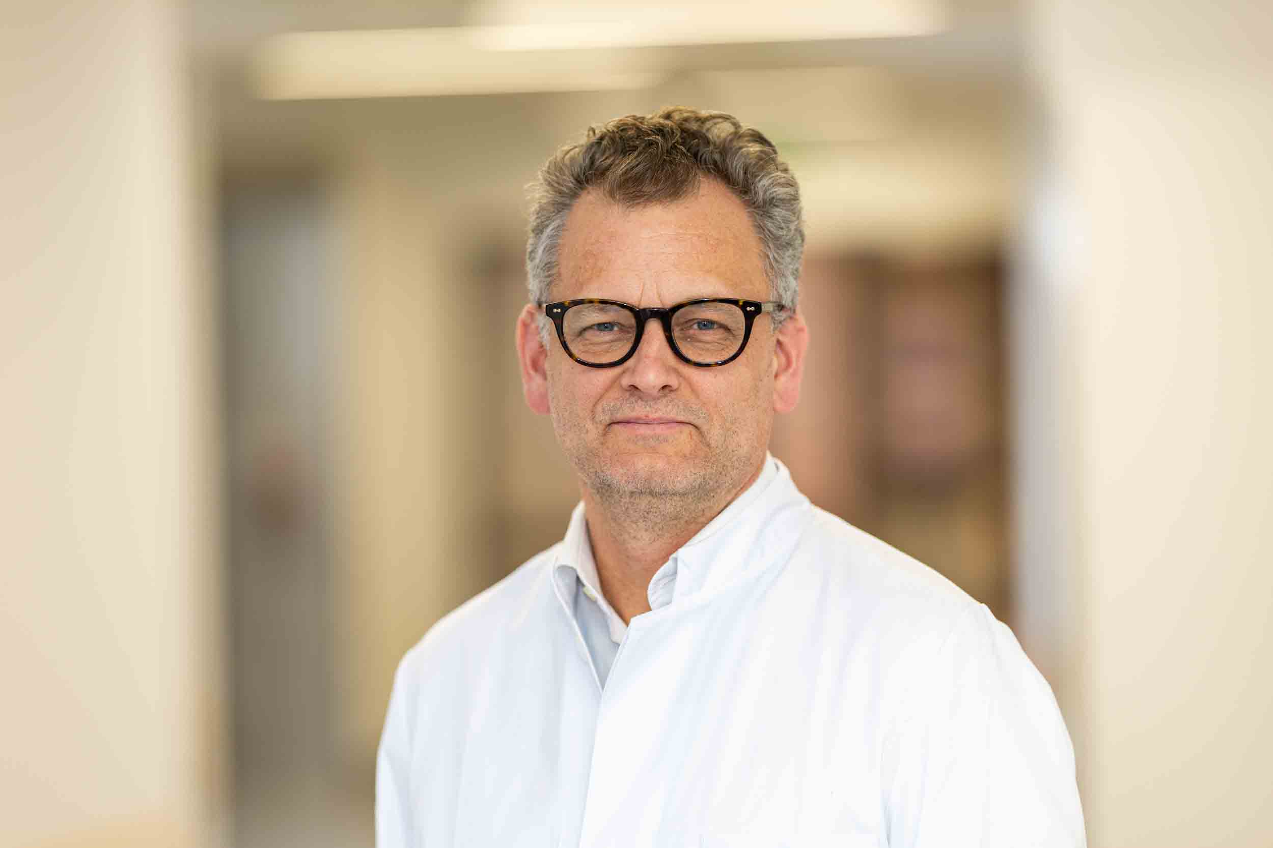 Gernot Kaiser, FACS