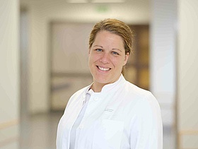 Dr. med. Leonie Rhein Dr. Leonie Rhein